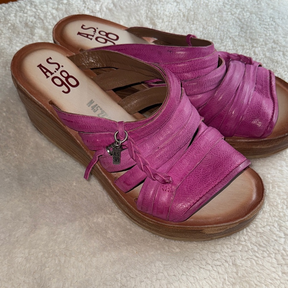 A.S.98 Fuchsia Wedge Sandals - Picture 3 of 6